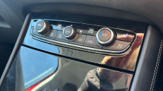 Vauxhall Grandland X 1.6 Hybrid4 300 Ultimate Nav 5dr Auto Hatchback